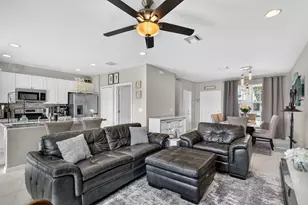 2521 NW Treviso Cir, Port Saint Lucie, FL 34986 - Photo 23