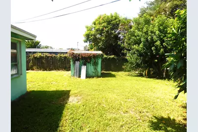 749 Camellia Drive, Royal Palm Beach, FL 33411 - Photo 17
