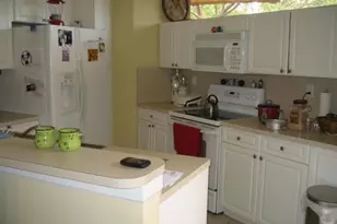 8141 Severn Dr, Boca Raton, FL 33433 - Photo 7