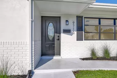 9715 Dahlia Avenue, Palm Beach Gardens, FL 33410 - Photo 3