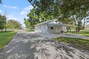 5625 SE Ault Ave, Stuart, FL 34997 - Photo 7