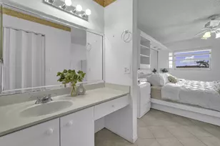 13001 SW 15th Ct, Pembroke Pines, FL 33027 - Photo 19