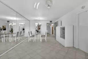13001 SW 15th Ct, Pembroke Pines, FL 33027 - Photo 11