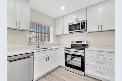 3629 SW Natura Avenue, Deerfield Beach, FL 33441 - Photo 9