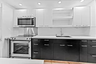 2828 Tennis Club Dr, West Palm Beach, FL 33417 - Photo 5