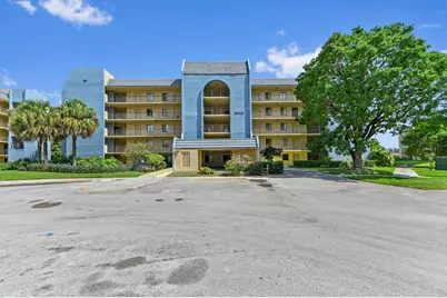 2828 Tennis Club Drive #202, West Palm Beach, FL 33417 - Photo 1