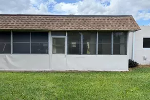 300 Bonnie Blvd, Palm Springs, FL 33461 - Photo 17