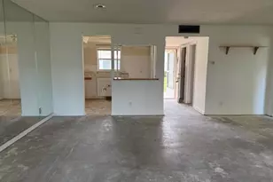 300 Bonnie Blvd, Palm Springs, FL 33461 - Photo 3