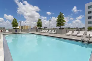 729 NW 2nd St, Miami, FL 33128 - Photo 25