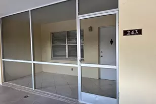 1340 NE 28th Ave, Pompano Beach, FL 33062 - Photo 11