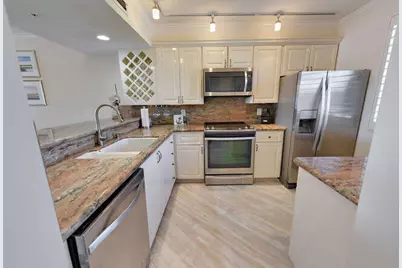 2601 Marina Isle Way #303, Jupiter, FL 33477 - Photo 11