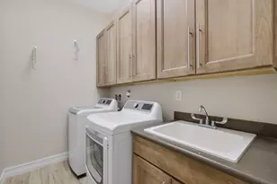 12100 Kalmar Cir S, Parkland, FL 33076 - Photo 45