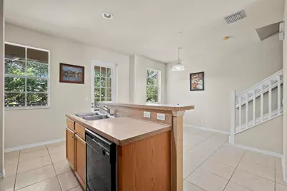 335 E Thatch Palm Circle #104, Jupiter, FL 33458 - Photo 11