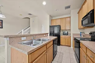 335 E Thatch Palm Cir, Jupiter, FL 33458 - Photo 15