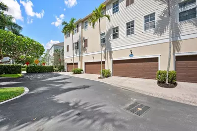 335 E Thatch Palm Circle #104, Jupiter, FL 33458 - Photo 23