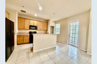 335 E Thatch Palm Circle #104, Jupiter, FL 33458 - Photo 11