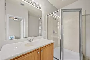 335 E Thatch Palm Cir, Jupiter, FL 33458 - Photo 17