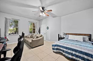 335 E Thatch Palm Cir, Jupiter, FL 33458 - Photo 5