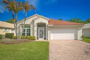 7004 SE Twin Oaks Cir, Stuart, FL 34997 - Photo 1