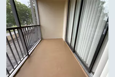 9517 Fontainebleau Boulevard #601-506, Miami, FL 33172 - Photo 5