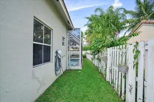 970 Greenwood Rd, Weston, FL 33327 - Photo 45