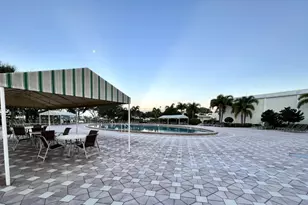 9 Hastings A, West Palm Beach, FL 33417 - Photo 13