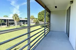 9 Hastings A, West Palm Beach, FL 33417 - Photo 9