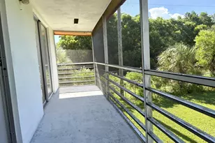 9 Hastings A, West Palm Beach, FL 33417 - Photo 7