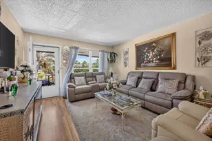 55 SE 14th St, Boca Raton, FL 33432 - Photo 5