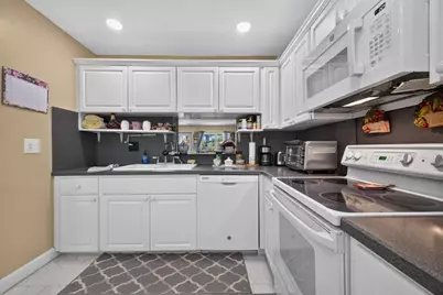 55 SE 14th Street #2060, Boca Raton, FL 33432 - Photo 13