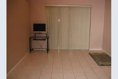 10232 SW 16th Court, Pembroke Pines, FL 33025 - Photo 7