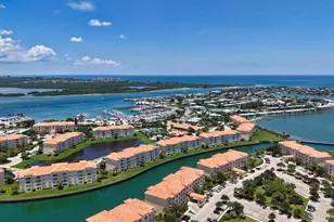 21 Harbour Isle Dr W, Fort Pierce, FL 34949 - Photo 23