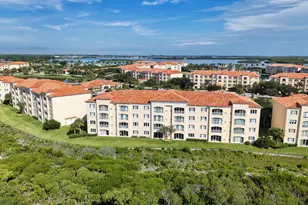 21 Harbour Isle Dr W, Fort Pierce, FL 34949 - Photo 21
