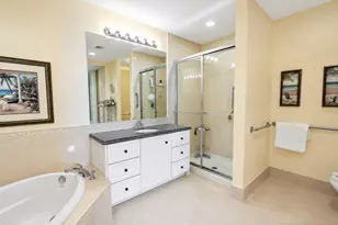 21 Harbour Isle Dr W, Fort Pierce, FL 34949 - Photo 9