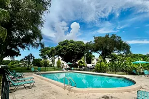 3015 Oaktree Ln, Hollywood, FL 33021 - Photo 57
