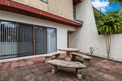 3015 Oaktree Lane #Unit 277, Hollywood, FL 33021 - Photo 5