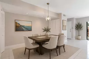 3015 Oaktree Ln, Hollywood, FL 33021 - Photo 9