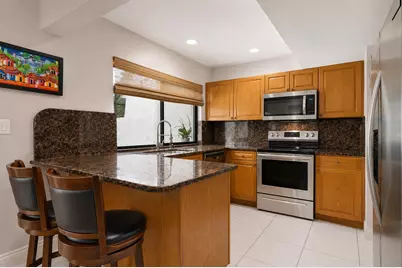 3015 Oaktree Lane #Unit 277, Hollywood, FL 33021 - Photo 5