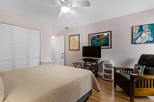 3015 Oaktree Ln, Hollywood, FL 33021 - Photo 35