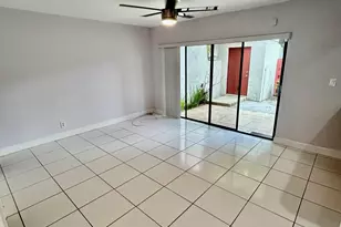 3015 Oaktree Ln, Hollywood, FL 33021 - Photo 29