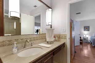 3015 Oaktree Ln, Hollywood, FL 33021 - Photo 9