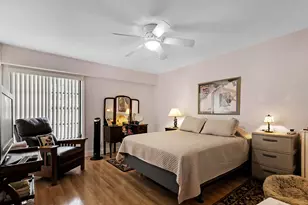 3015 Oaktree Ln, Hollywood, FL 33021 - Photo 25