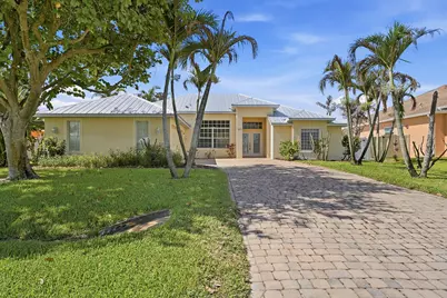 2314 SE Calcutta Circle, Port Saint Lucie, FL 34952 - Photo 5