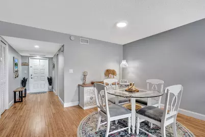 4200 Oaks Terrace #203, Pompano Beach, FL 33069 - Photo 5