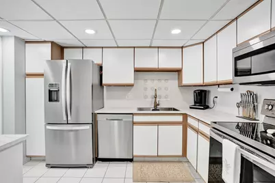 4200 Oaks Terrace #203, Pompano Beach, FL 33069 - Photo 9