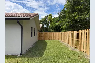 1722 NW 93rd Terrace, Coral Springs, FL 33071 - Photo 29