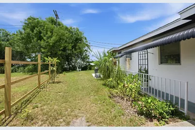 54 20th Lane SW, Vero Beach, FL 32962 - Photo 11