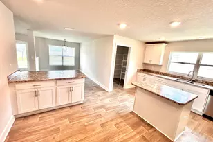 1399 SW Edinburgh Dr, Port Saint Lucie, FL 34953 - Photo 7