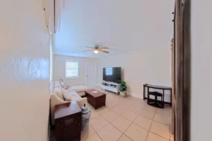 407 NW 7th St, Boynton Beach, FL 33426 - Photo 7
