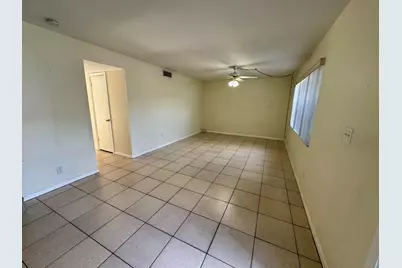 8028 SW 17th Place, Davie, FL 33324 - Photo 13